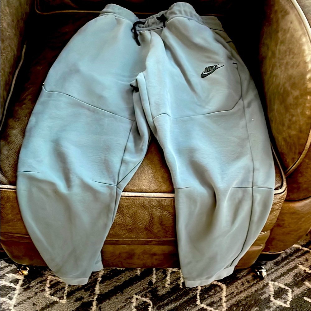 Boys Nike Sportswear Tech Fleece sweatpantss